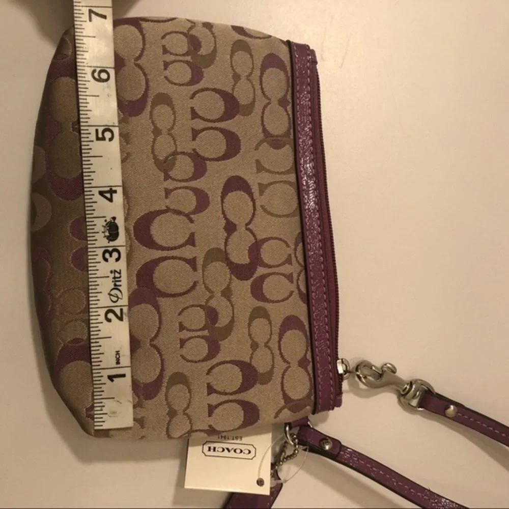 Coach optic c signature wristlet NWT